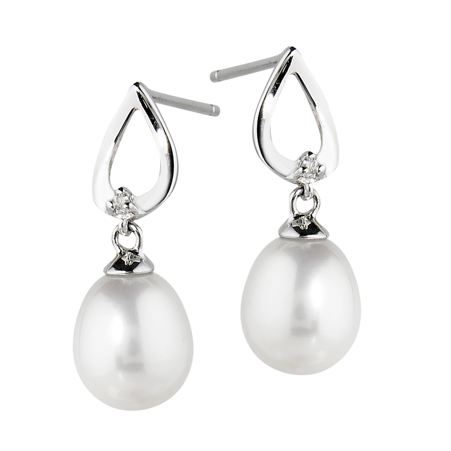 Baumell Pearl Earrings